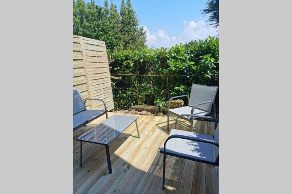 Le 3 De Coeur Avec Terrasse Lägenhet Honfleur Exteriör bild